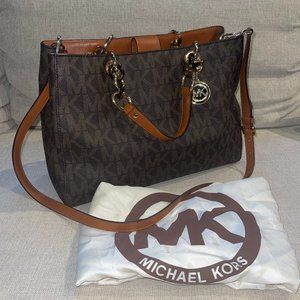 Michael Kors Purse (Never used)